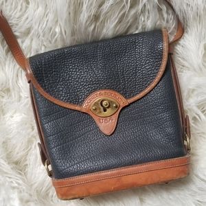 Vintage Dooney and Bourke Crossbody